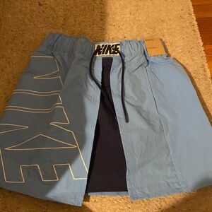 Nike women’s skirt